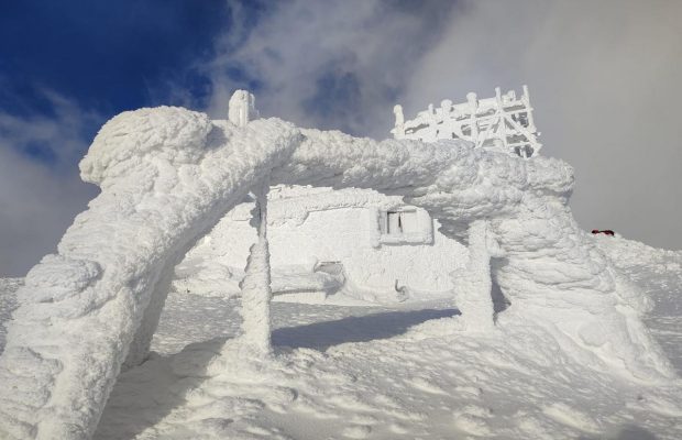 Украинцев предупредили о повышенной лавинной опасности из-за оттепели: в горы лучше не ходить