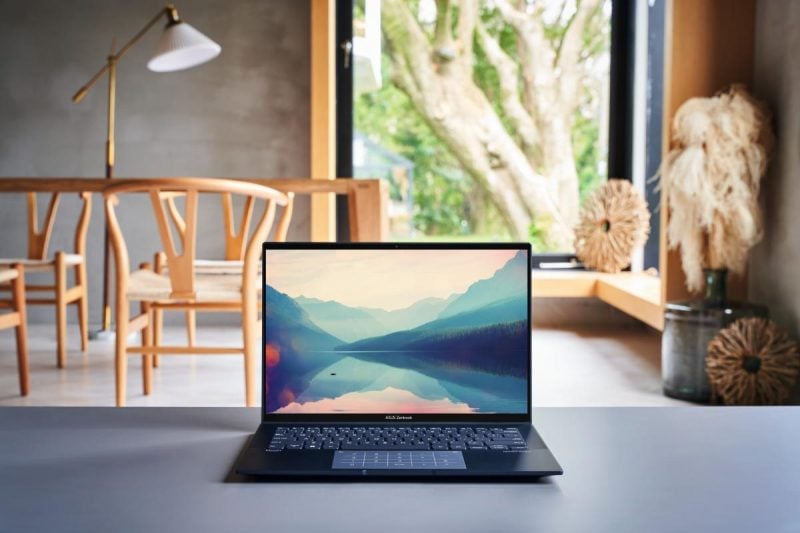 Zenbook 14 OLED ( UX3402) / фото ASUS