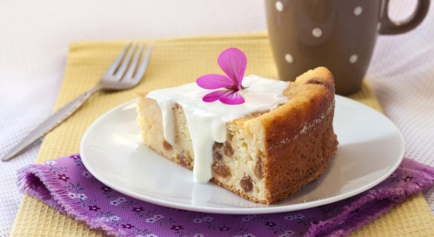 Сладость из нашего детства: элементарная творожная запеканка в духовке и мультиварке