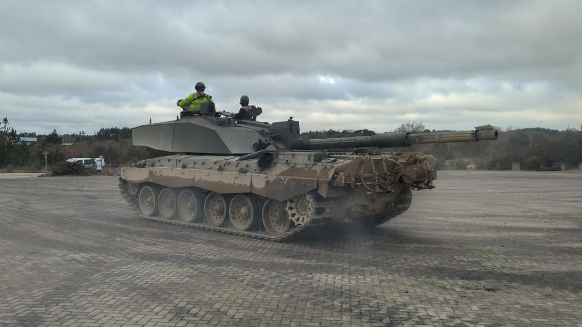 ЗСУ вже пройшли навчання на Challenger 2 / фото УП