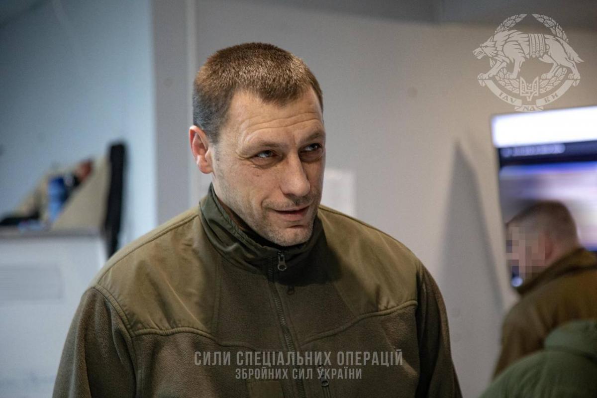 Командующий ССО Украины посетил Бахмут / фото t.me/ukr_sof / ССО Украины Командующий ССО Украины посетил Бахмут / фото t.me/ukr_sof / ССО Украины