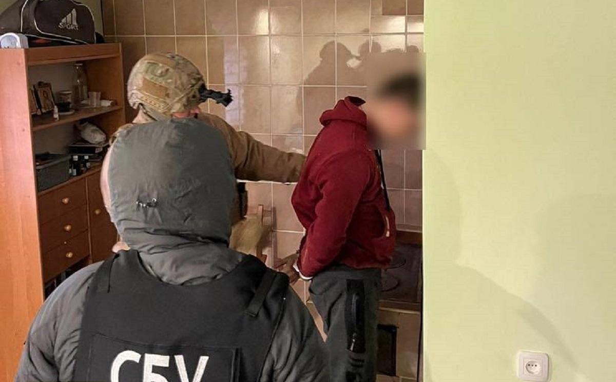 Под командованием боевика "Моторолы" задержанный воевал против Украины / фото od.gp.gov.ua Под командованием боевика "Моторолы" задержанный воевал против Украины / фото od.gp.gov.ua