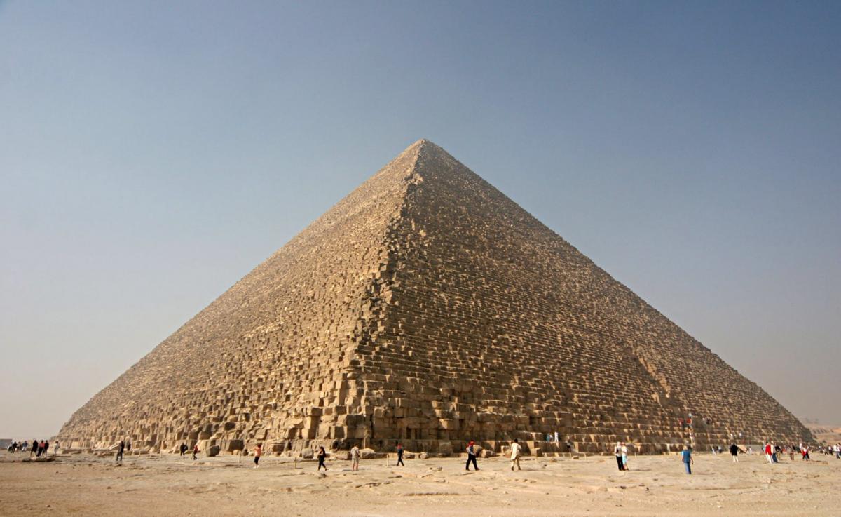 В пирамиде Хеопса нашли скрытый коридор / фото Википедия