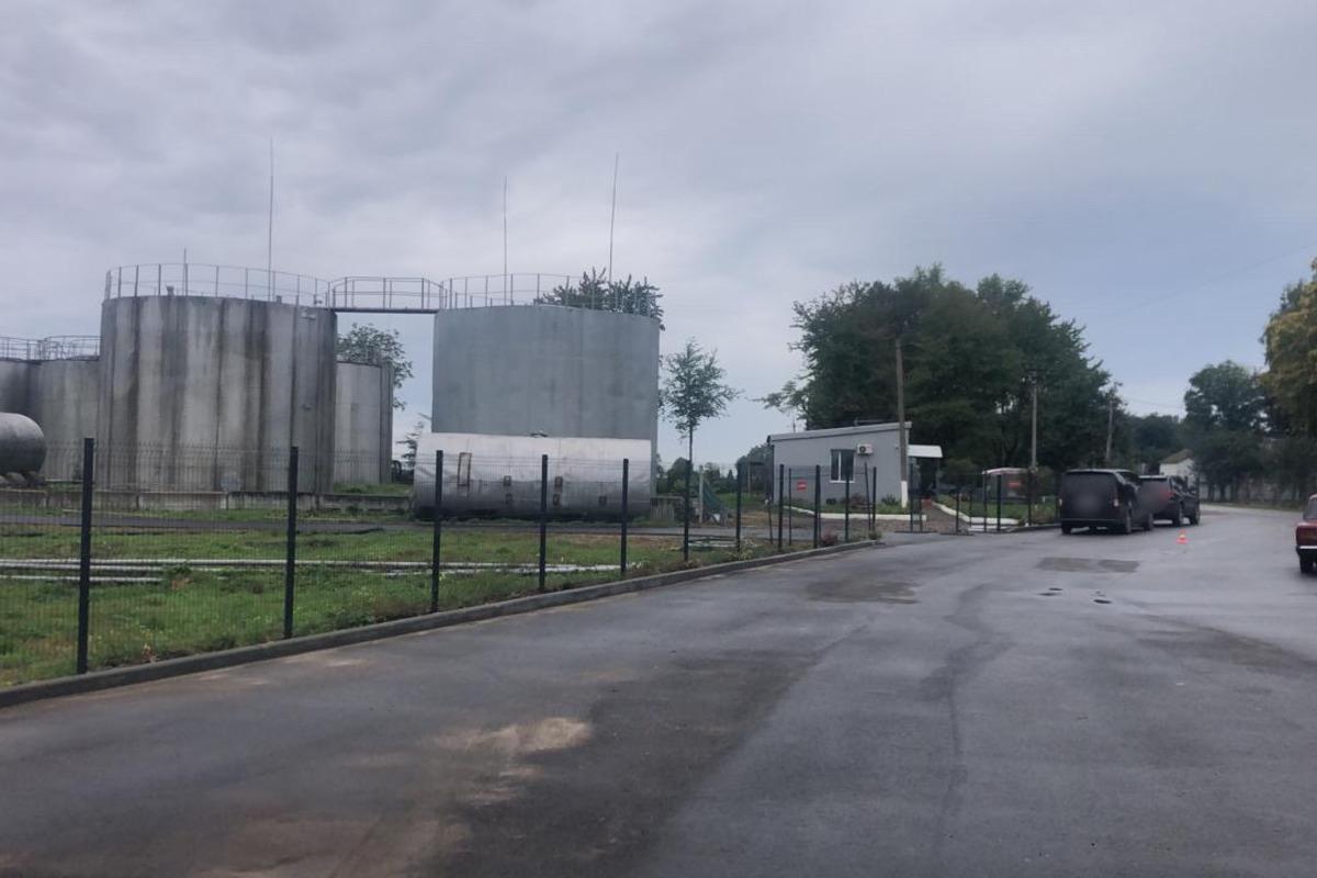 Окупантам в нашій державі допомагав власник мережі АЗС / фото gp.gov.ua Окупантам в нашій державі допомагав власник мережі АЗС / фото gp.gov.ua