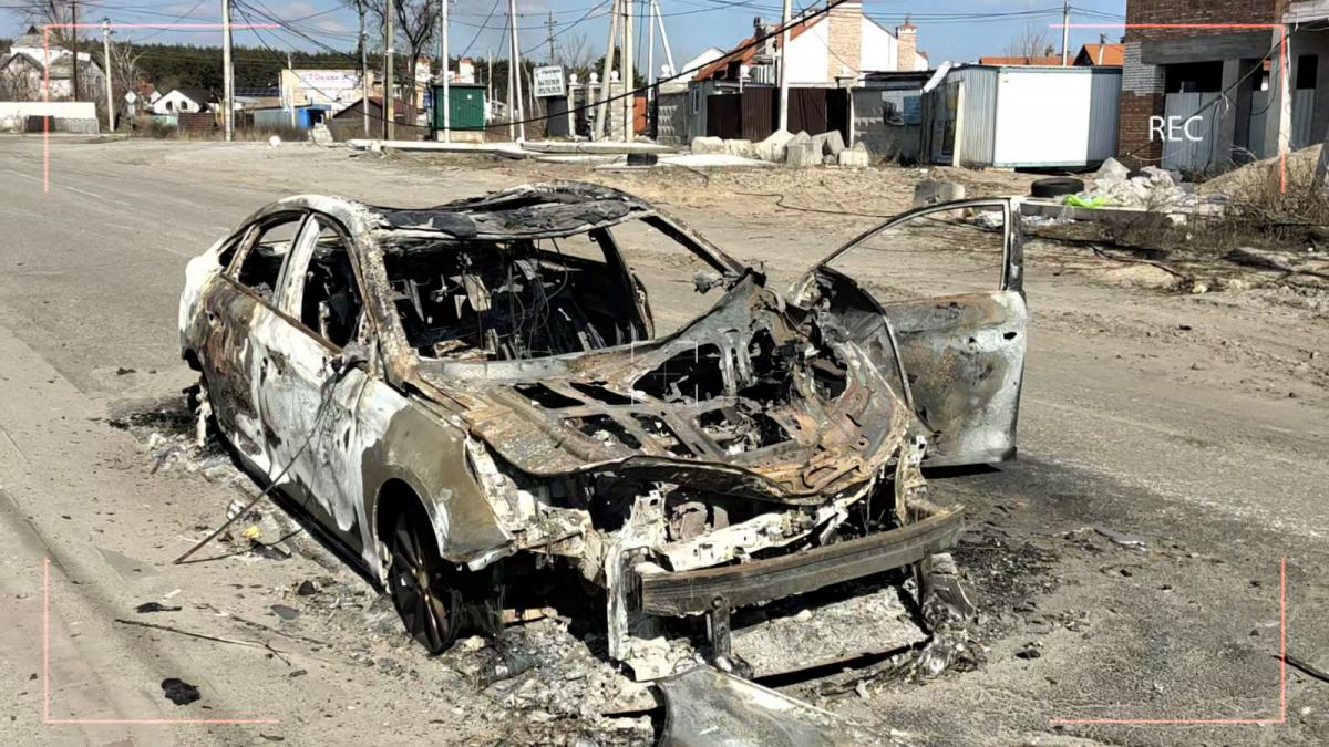 Люди повільно вмирали: окупантам повідомили підозри у розстрілі українців в Ірпені (фото) Люди повільно вмирали: окупантам повідомили підозри у розстрілі українців в Ірпені (фото)