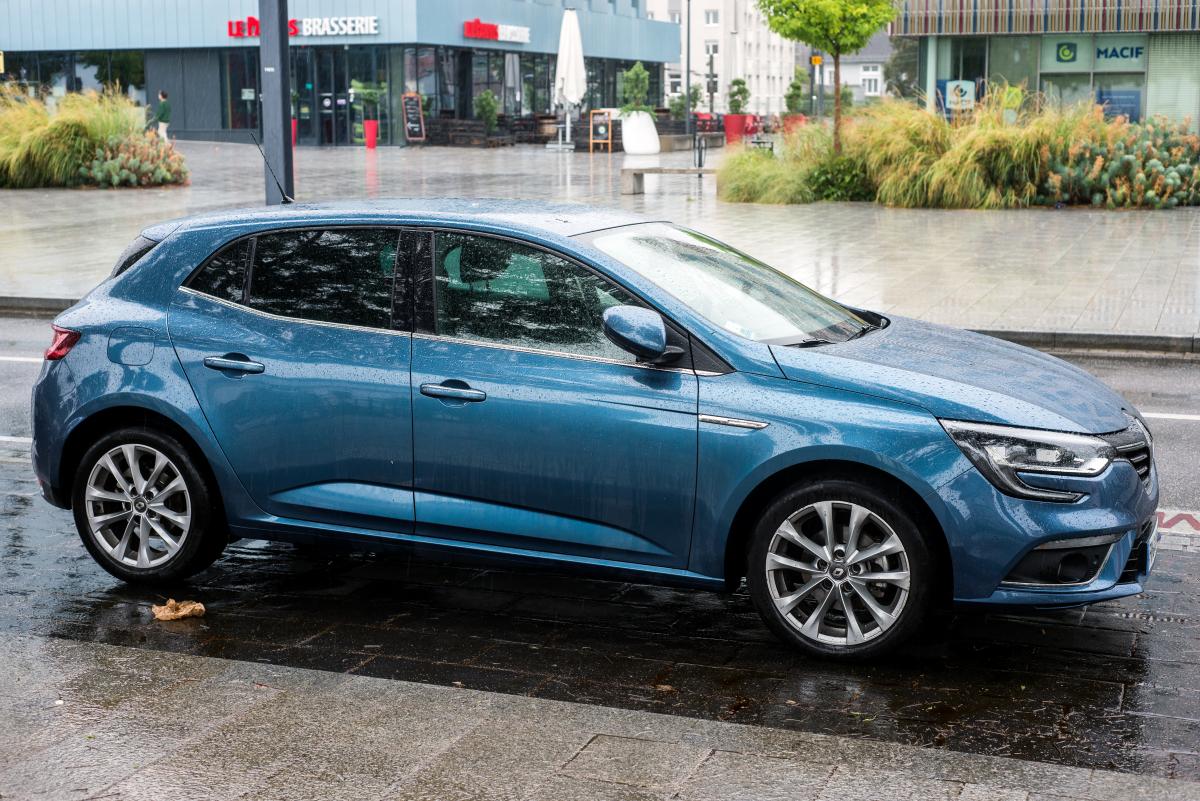 Самым популярным автомобилем среди подержанных стал Renault Megane / фото ua.depositphotos.com Самым популярным автомобилем среди подержанных стал Renault Megane / фото ua.depositphotos.com