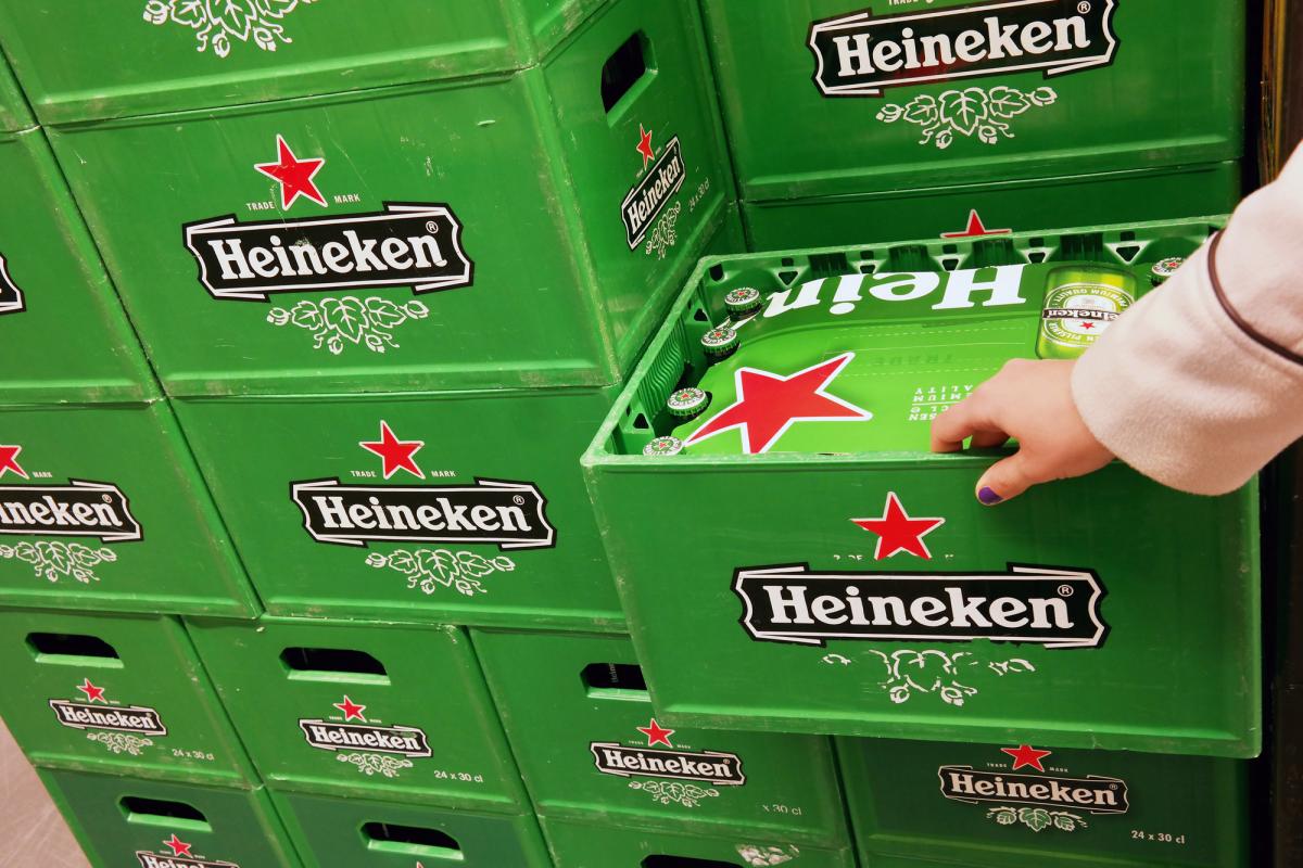 Heineken оголосив про продаж своїх підрозділів у РФ / фото ua.depositphotos.com