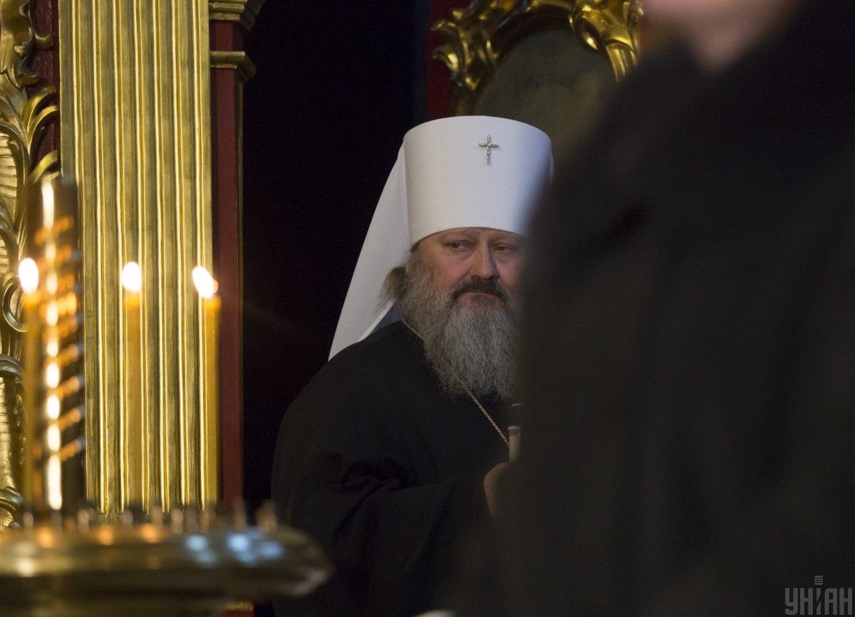 Земляки жалеют, что Лебедя арестовали, потому что тот якобы сделал селянам асфальт / Фото УНИАН Земляки жалеют, что Лебедя арестовали, потому что тот якобы сделал селянам асфальт / Фото УНИАН