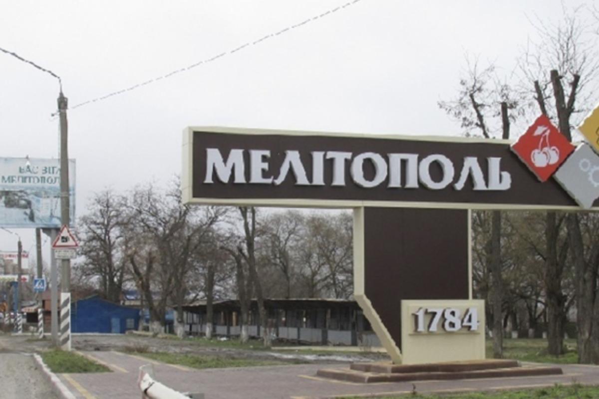 In Melitopol, the occupiers are restoring a tank-monument / photo of the Melitopol City Council