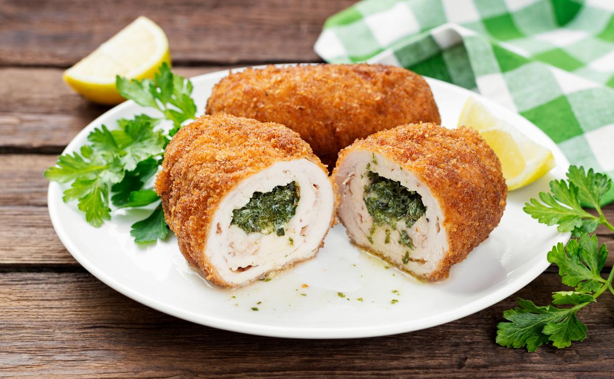 Вкуснейшие котлеты можно приготовить всего в несколько шагов / фото ua.depositphotos.com Вкуснейшие котлеты можно приготовить всего в несколько шагов / фото ua.depositphotos.com