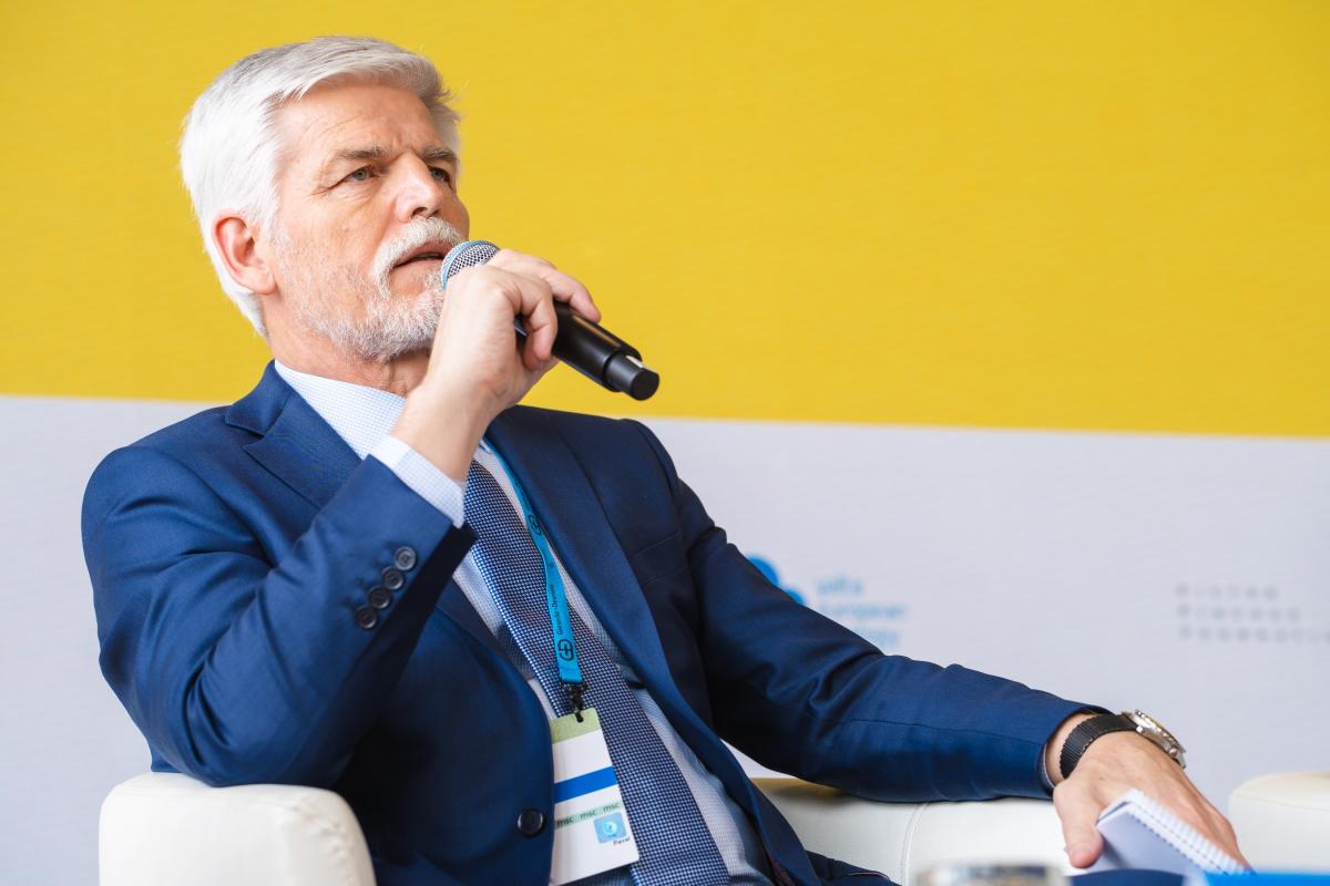 Павел еще раз повторил, что окно возможностей для наступательной операции Украины может закрыться к концу этого года / фото twitter.com/prezidentpavel