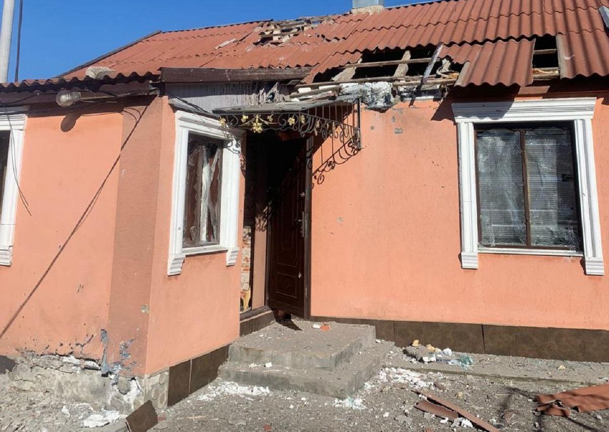 Руйнувань зазнали житлові будинки села Зарічне / фото t.me/zoda_gov_ua Руйнувань зазнали житлові будинки села Зарічне / фото t.me/zoda_gov_ua