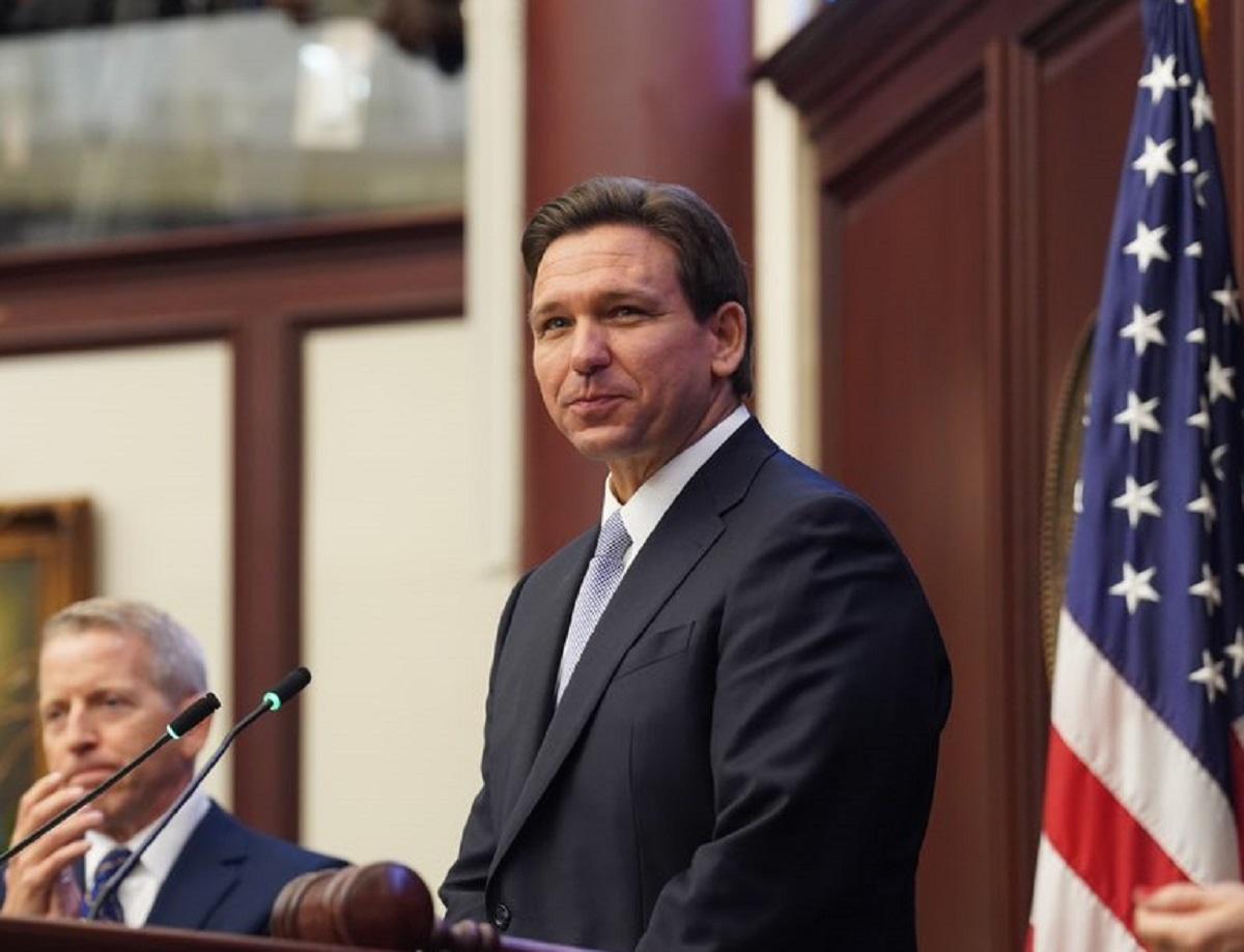 Рону Десантису будет сложно соревноваться с Трампом / фото twitter.com/GovRonDeSantis Рону Десантису будет сложно соревноваться с Трампом / фото twitter.com/GovRonDeSantis