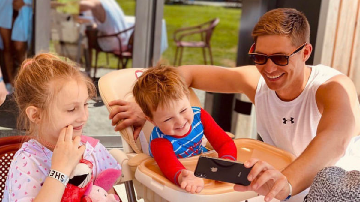 Владимир Остапчук с детьми / Фото - instagram, Владимир Остапчук