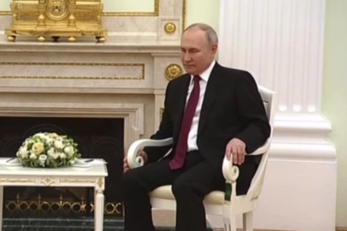 Путин с момента прихода к власти вопрос экстрасенсорики держит под контролем, - экстрасенс / скриншот Путин с момента прихода к власти вопрос экстрасенсорики держит под контролем, - экстрасенс / скриншот