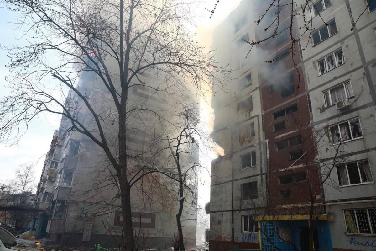 От ракетного удара войск РФ по Запорожью 22 марта погибли два человека - ОВА / фото Запорожская ОВА От ракетного удара войск РФ по Запорожью 22 марта погибли два человека - ОВА / фото Запорожская ОВА