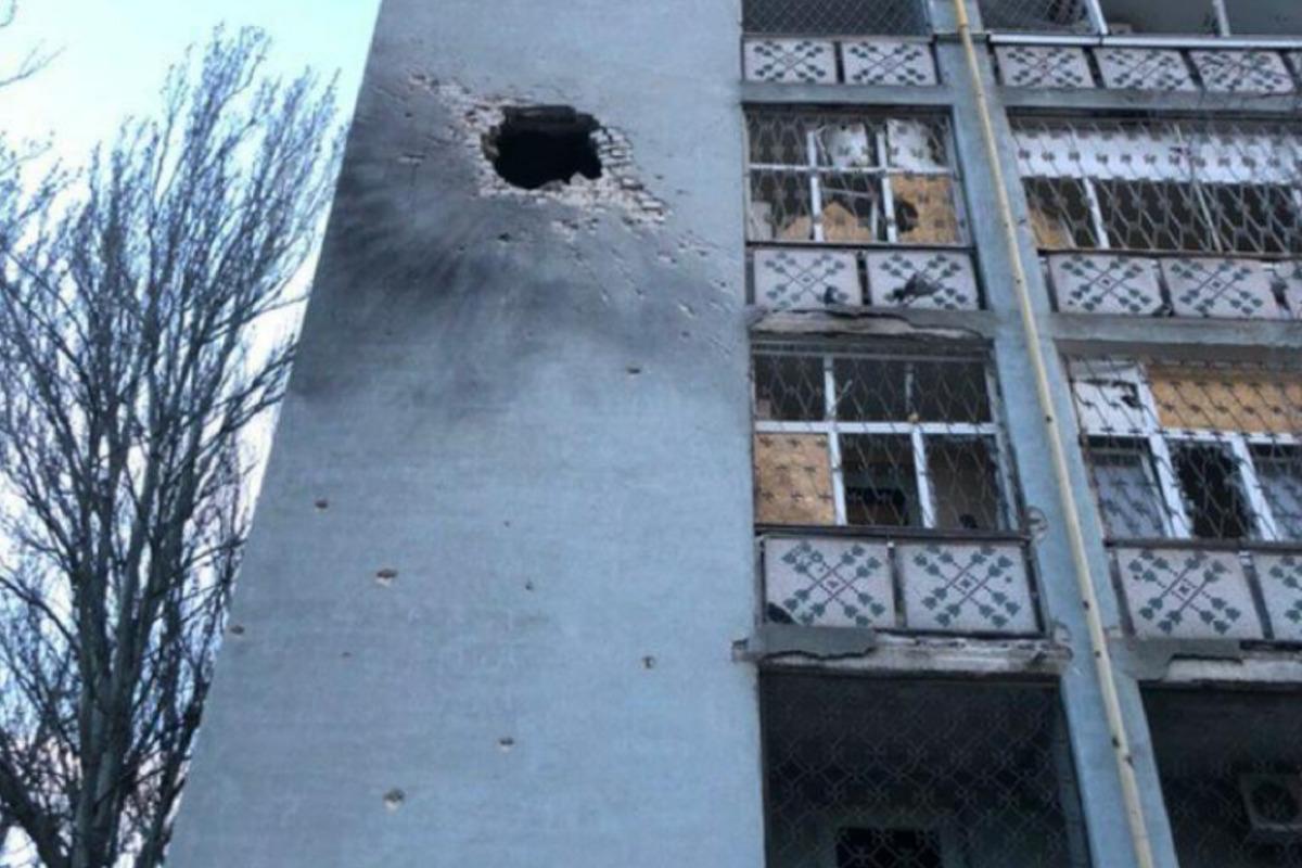 In the Kherson region, the Russians shelled a cardiological center - the facade and building were destroyed / photo facebook.com/OperationalCommandSouth In the Kherson region, the Russians shelled a cardiological center - the facade and building were destroyed / photo facebook.com/OperationalCommandSouth