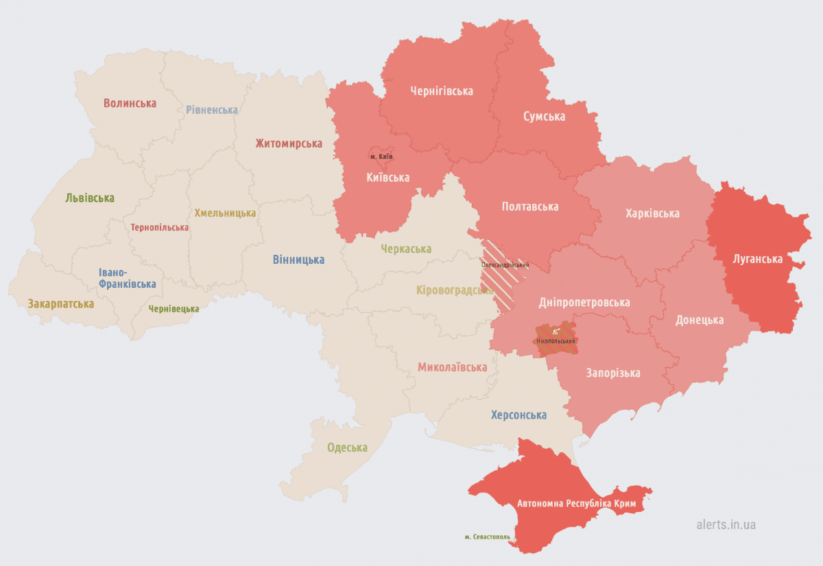 Тривога в Україні станом на 01:00 / скріншот Тривога в Україні станом на 01:00 / скріншот