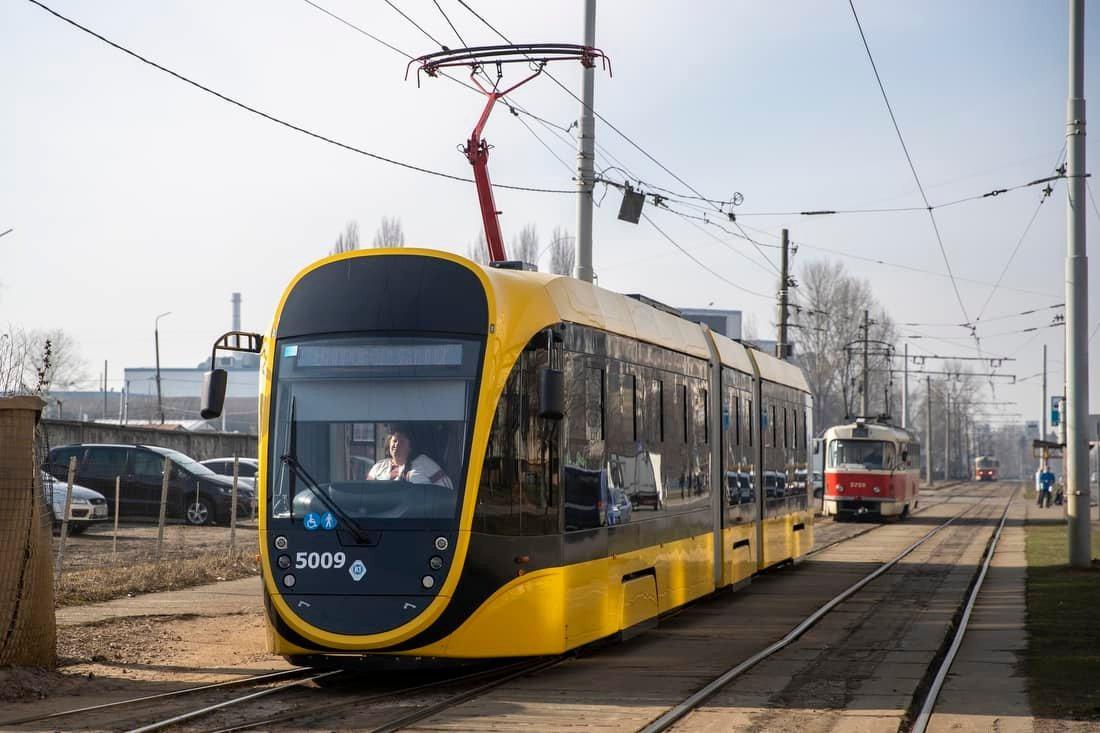 Trams made of steel will take to the streets of Kyiv Trams made of steel will take to the streets of Kyiv