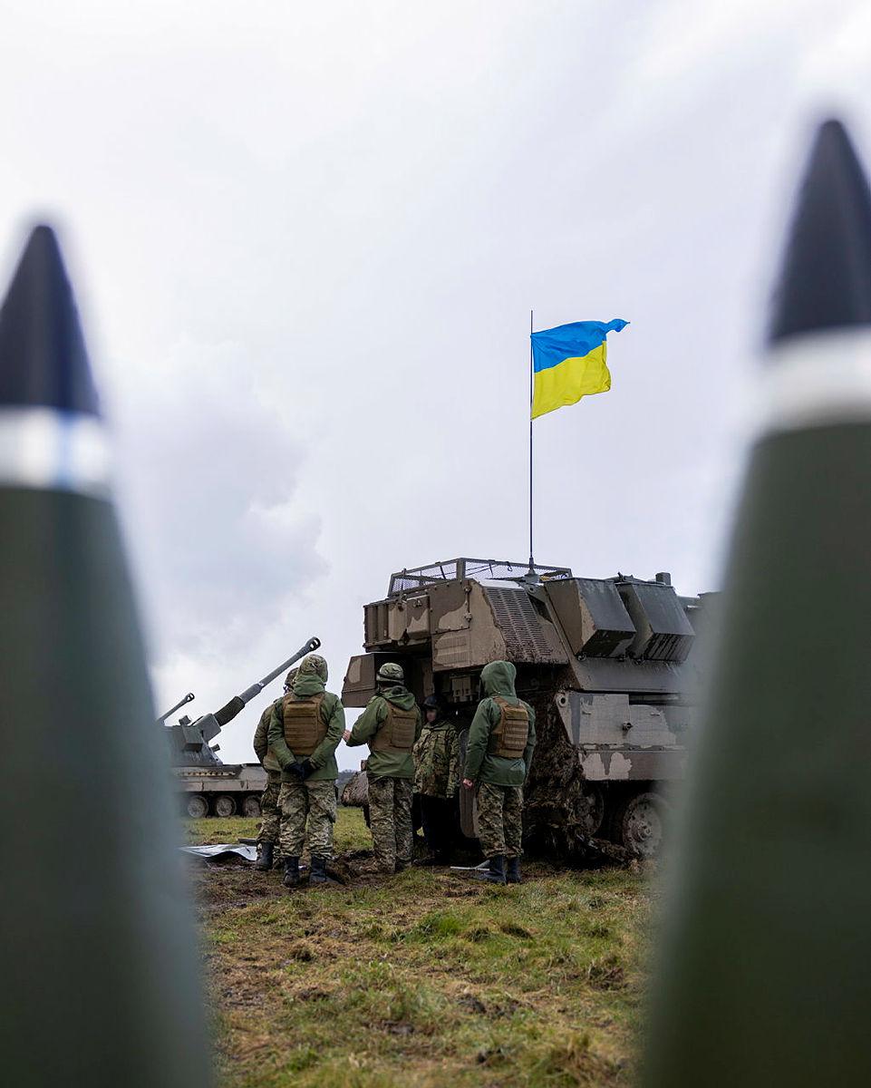 У Міноборони пояснили, на яку пенсію претендують родини військових \ фото Міноборони Британії У Міноборони пояснили, на яку пенсію претендують родини військових \ фото Міноборони Британії