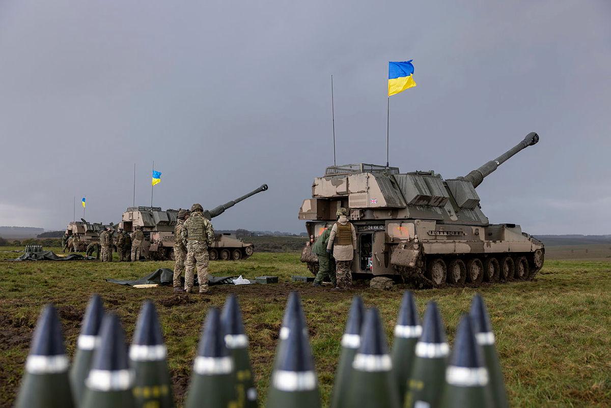 Контрнаступ України почнеться з "буцання", поділився Михайло Подоляк / фото Міноборони Британії Контрнаступ України почнеться з "буцання", поділився Михайло Подоляк / фото Міноборони Британії