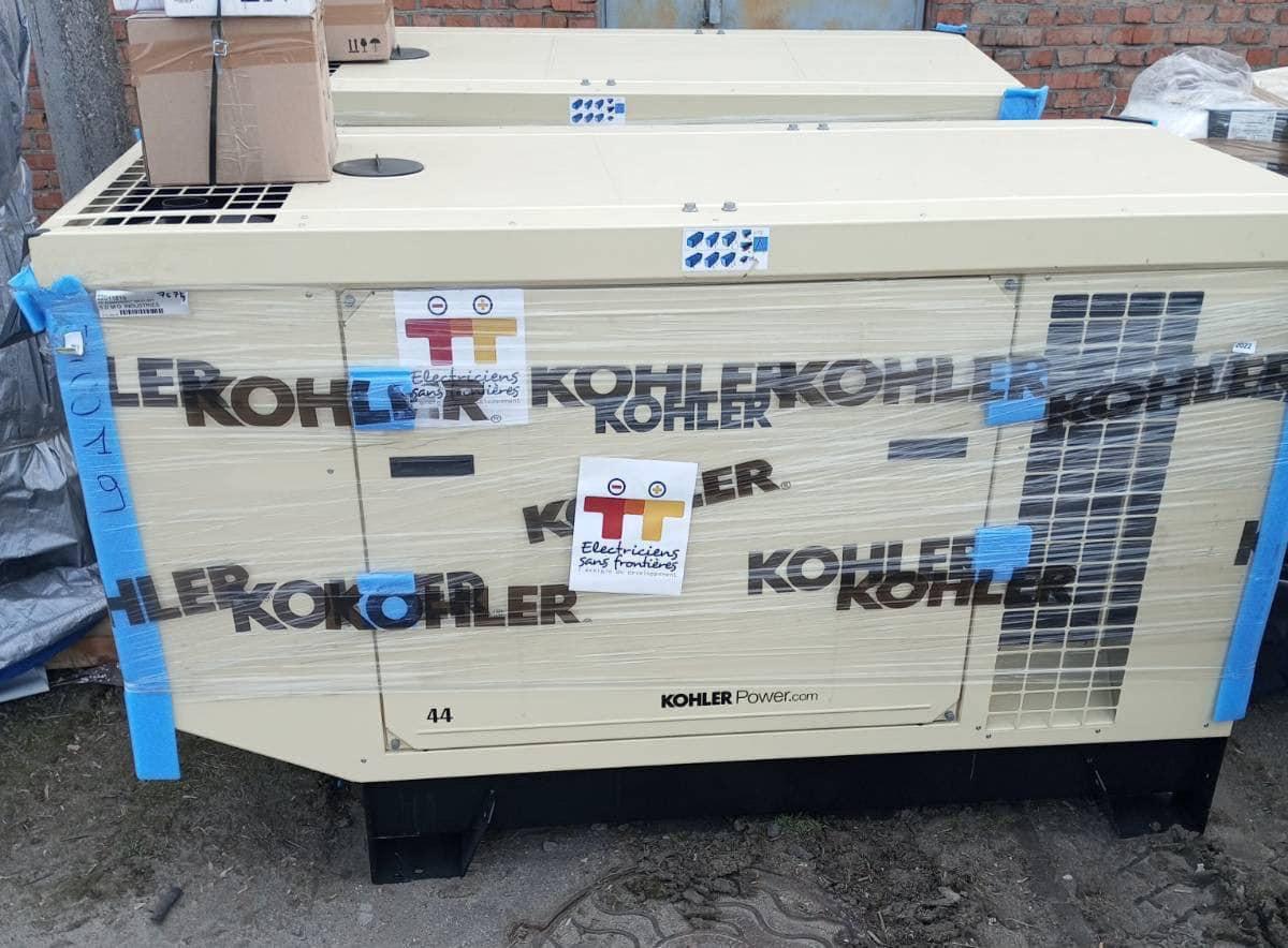 Франция передала Украине 22 груза энергетического оборудования / фото facebook.com/minenergoUkraine Франция передала Украине 22 груза энергетического оборудования / фото facebook.com/minenergoUkraine