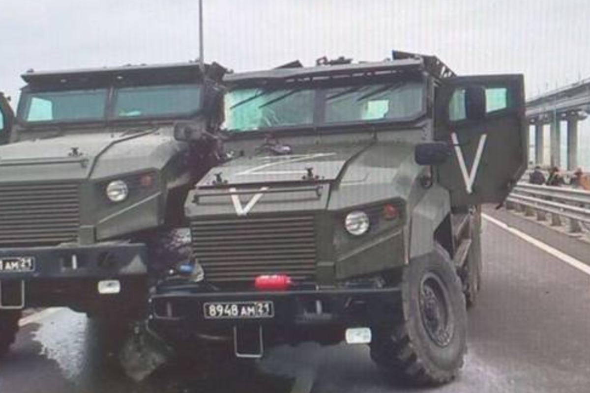 Enemy armored cars were damaged on the Crimean bridge / photo t.me/DIUkraine Enemy armored cars were damaged on the Crimean bridge / photo t.me/DIUkraine