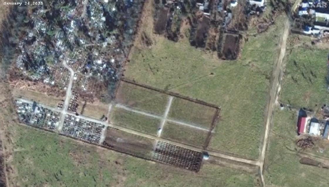 Кладбище "вагнеровцев" в станице Бакинская по состоянию на 24 января 2023 года / фото Maxar Кладбище "вагнеровцев" в станице Бакинская по состоянию на 24 января 2023 года / фото Maxar