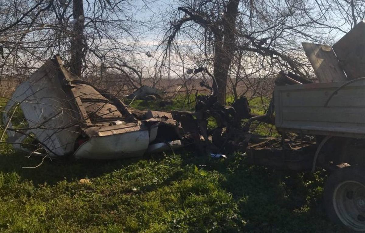 На Херсонщині енергетики підірвалися на ворожій міні / фото ХОВА