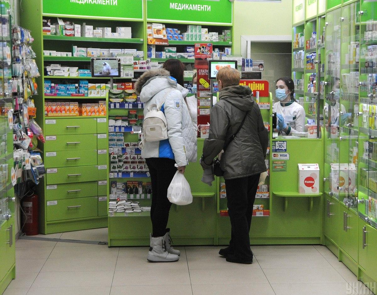 Аптеки сплачують у 10 разів менше податку на прибуток, ніж виробники, - нардеп Кузьміних Аптеки сплачують у 10 разів менше податку на прибуток, ніж виробники, - нардеп Кузьміних