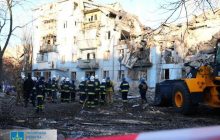 Ракетный удар РФ по многоквартирному дому в Запорожье: власти уточнили число жертв