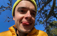 Комік Щегель, що втік з України, розгнівався на соцмережі: "Раніше були д...и, зараз - війна"