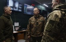 Бои за Бахмут достигли наивысшего уровня напряжения - генерал Сырский