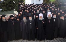 Гіркін заступився за УПЦ МП у Лаврі, але потім їх висміяв: експерти попередили про ІПСО