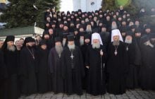 Видео от священников УПЦ МП из Киево-Печерской лавры - манипуляция Кремля - СНБО