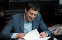 Дважды подозреваемый в злоупотреблениях глава Львовского Госземкадастра Кавецкий вышел под личное обязательство - решение Печерского суда