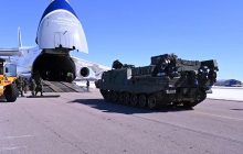 Канадські "спецтанки" Bergepanzer 3 вже на шляху до України (відео)