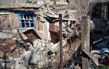 90% міста в руїнах і нові братські могили: Зеленський показав, на що перетворили росіяни Маріуполь