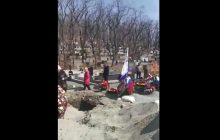 "Катафалки в чергах стоять": в мережі показали могильник окупантів у Владивостоку (відео)