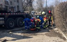 Спасатели достали еще одного погибшего из-под завалов общежития в Ржищеве (фото, видео)