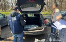 На Львівщині правоохоронці хотіли заробити на допомозі військовим: їх затримано