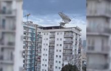 У Чорному морі вирував 5-бальний шторм: ураган натворив лиха у Грузії (відео)