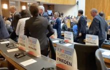 В Австрії група депутатів влаштувала протест проти виступу Зеленського (відео)