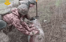 На одному з приватних подвір’їв Херсонщини знайшли авіабомбу ФАБ-500 (відео)