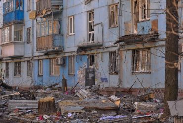 Росіяни вдарили по Запоріжжю та передмістю: стало відомо, куди поцілили (фото, відео)