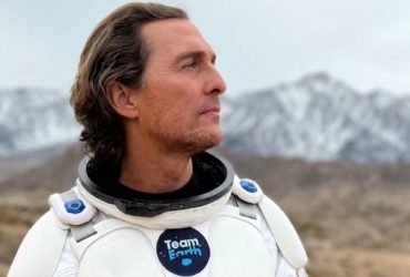 В США компания сократила 8 тысяч человек, но платит миллионы актеру Мэттью МакКонахи