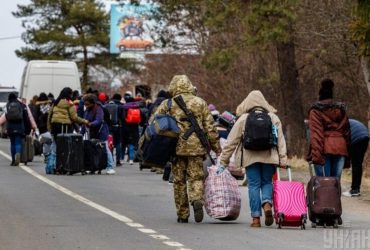 ЄС готовий продовжити термін дії тимчасового захисту українців до 2025-го року – Єврокомісія