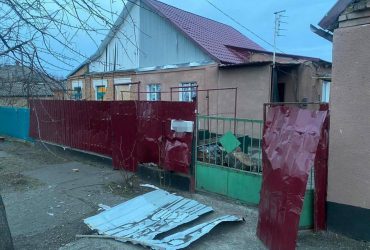 Россияне ударили по Никополю: среди пострадавших есть дети (фото)