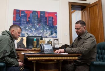 Залужний та Єрмак обговорили оборону Бахмута з Салліваном та Міллі