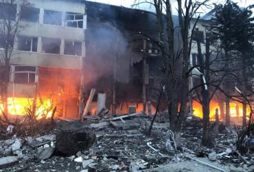 Зеленський відреагував на масований ракетний удар РФ та показав моторошні фото